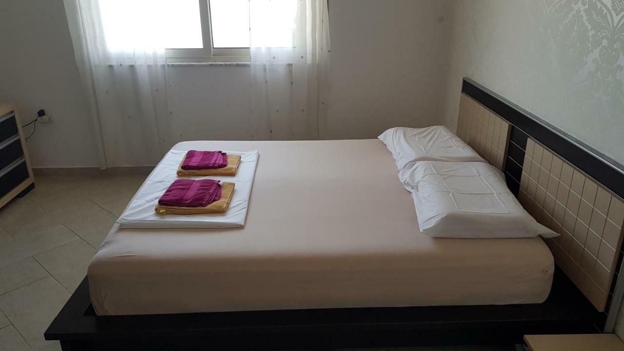 M&I Beach Apartment With Sea View ดูร์เรส ภายนอก รูปภาพ